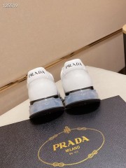 プラダ カジュアルシューズ 新作 本革 新品 通販＆送料込 運動靴 男性用 PRA065