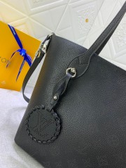 ルイヴィトン バッグ 新作 人気 新品 通販＆送料込 M21850
