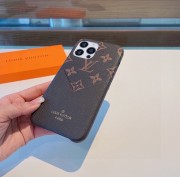 ルイヴィトン  携帯 新作 通販＆送料込 iphone12-iphone14promax 携帯 ケース 手帳型カバー （スマートフォン）ip316