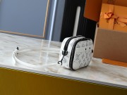 ルイヴィトン バッグ 新作 人気 新品 通販＆送料込 M83383